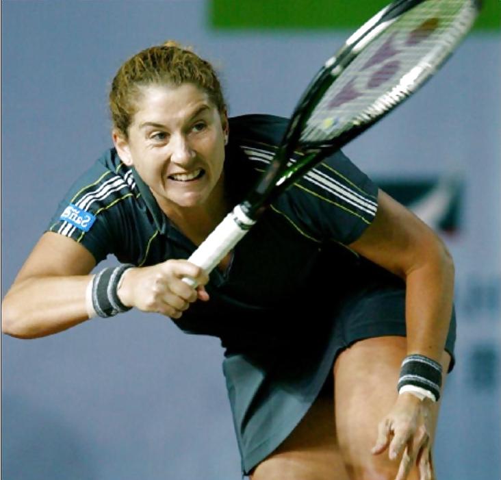 25P I love jerking off to Monica Seles when she was big