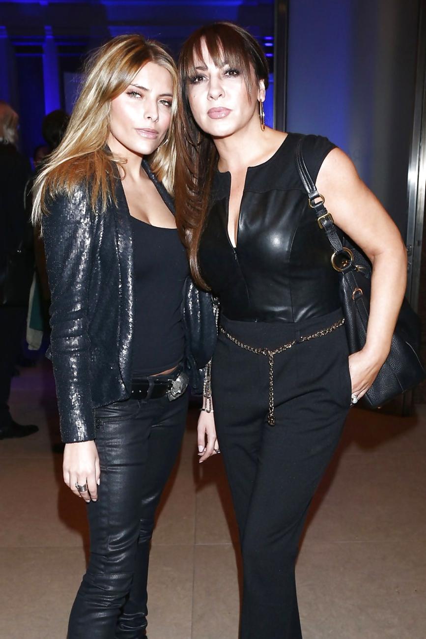 25P Simone Thomalla in Leder