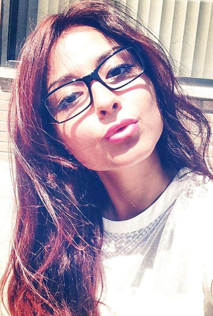25P Iranian Teen Slut Behi