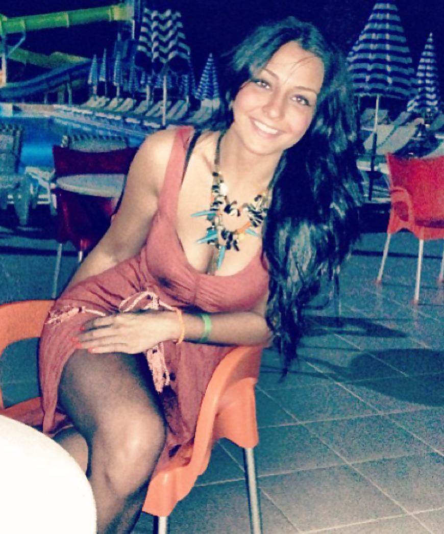 25P Iranian Teen Slut Behi
