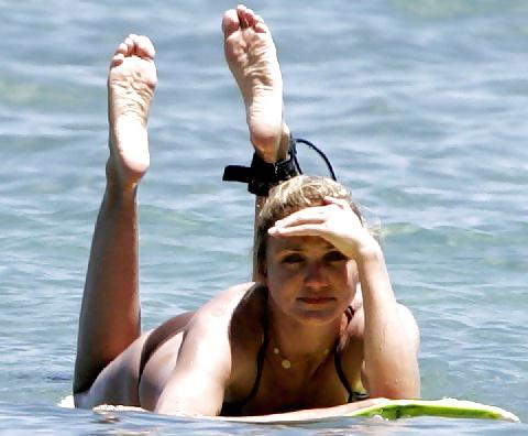 25P Celebrity toes n soles!