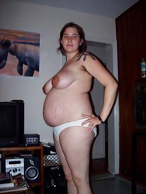 25P A variety of moms posing for you