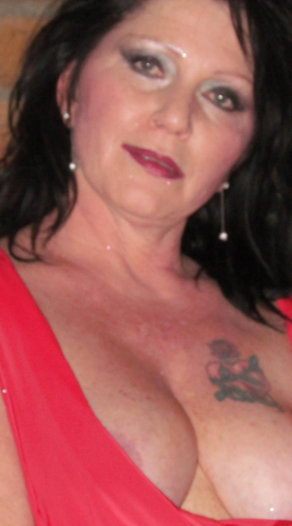 10P Diana anal granny-mom