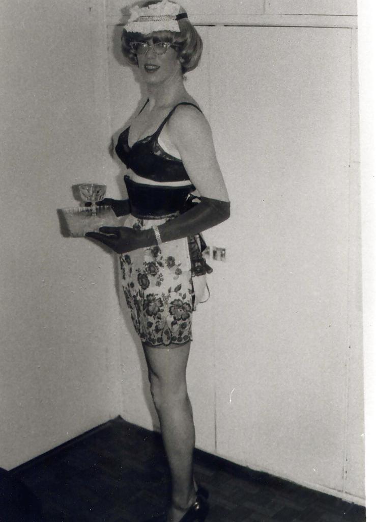 8P Vintage Sissy