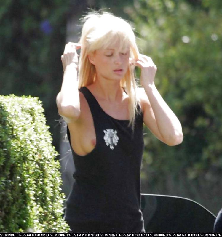 25P Celebrity upskirts
