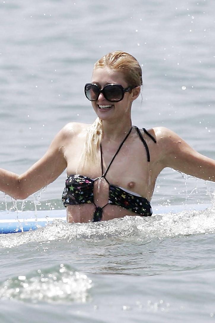 25P Celebrity upskirts