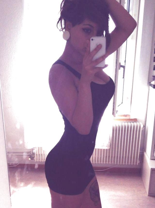 20P Swiss slut