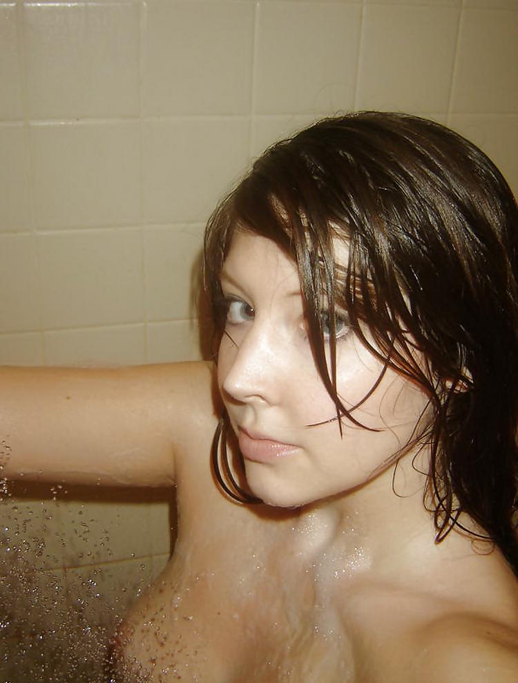 25P Amateur babe stolen pictures