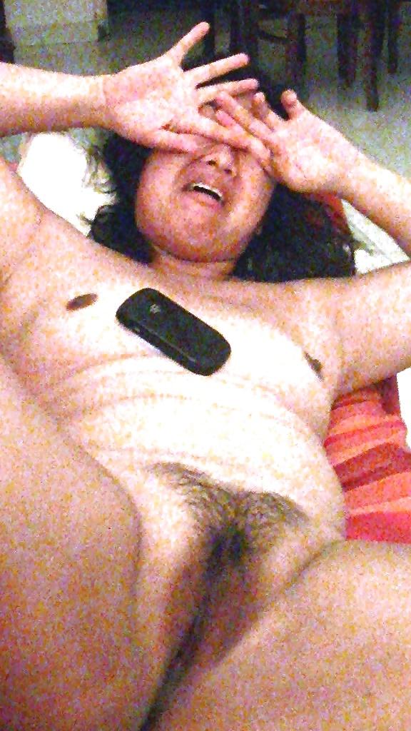 21P Indo Fuck Slut Liz Lazing around naked in between fucks