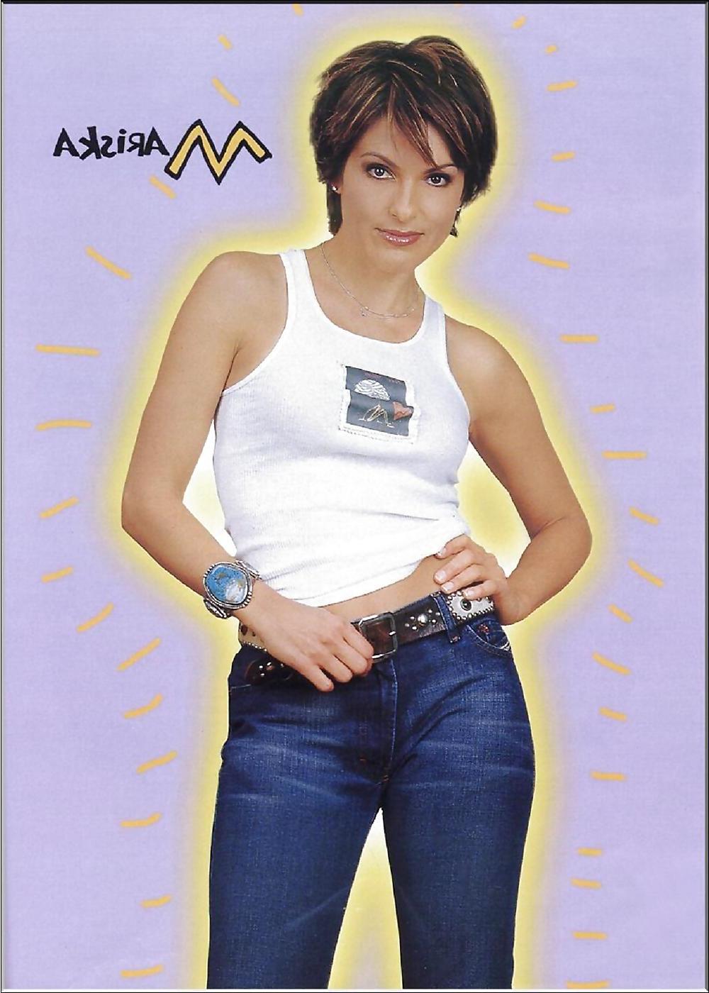 25P Mariska Hargitay 