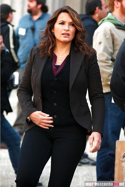 25P Mariska Hargitay 