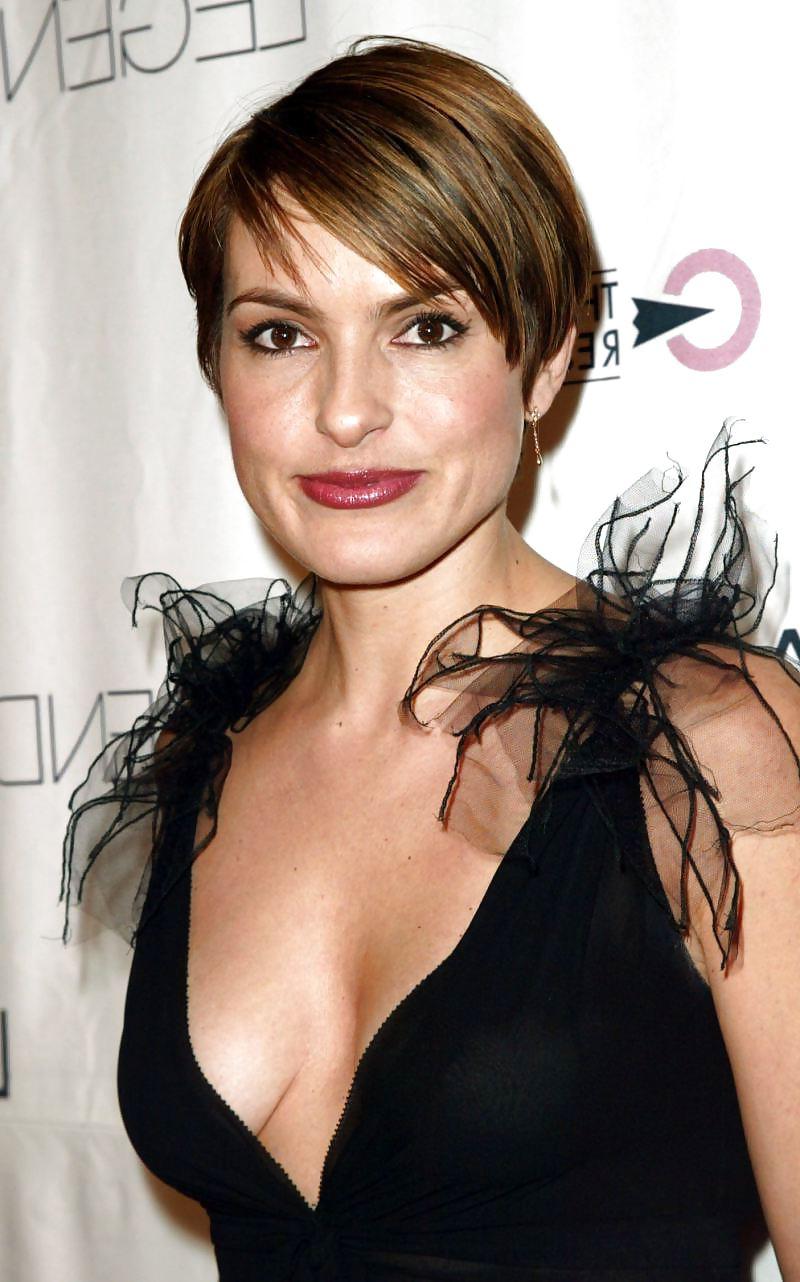 25P Mariska Hargitay 