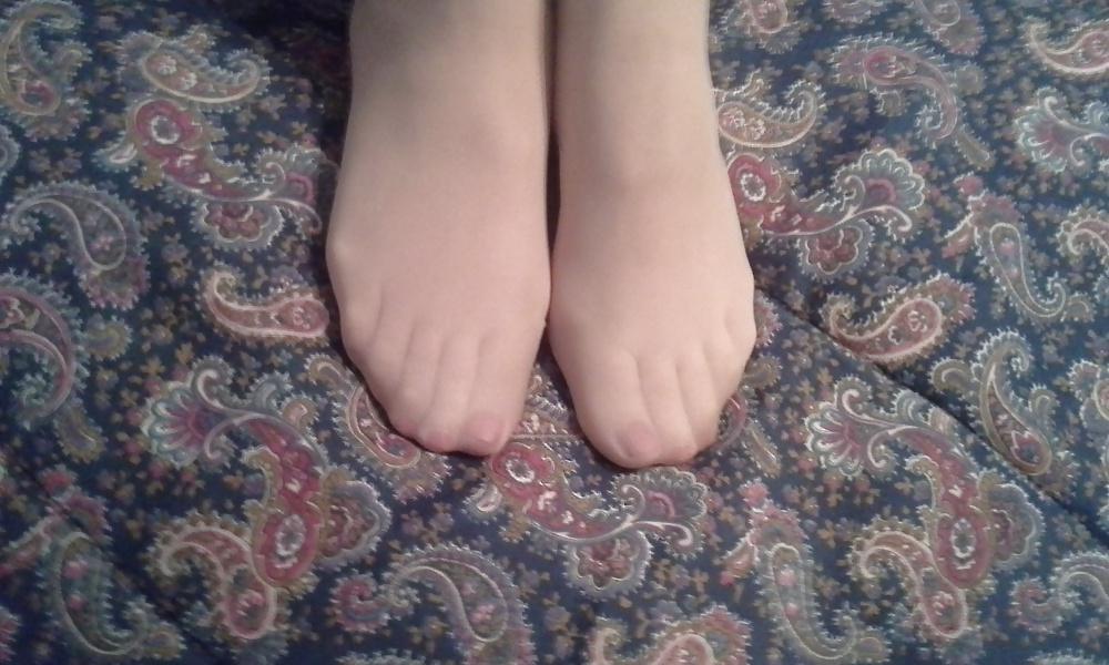 10P Tan (gobi)  Pantyhose tease