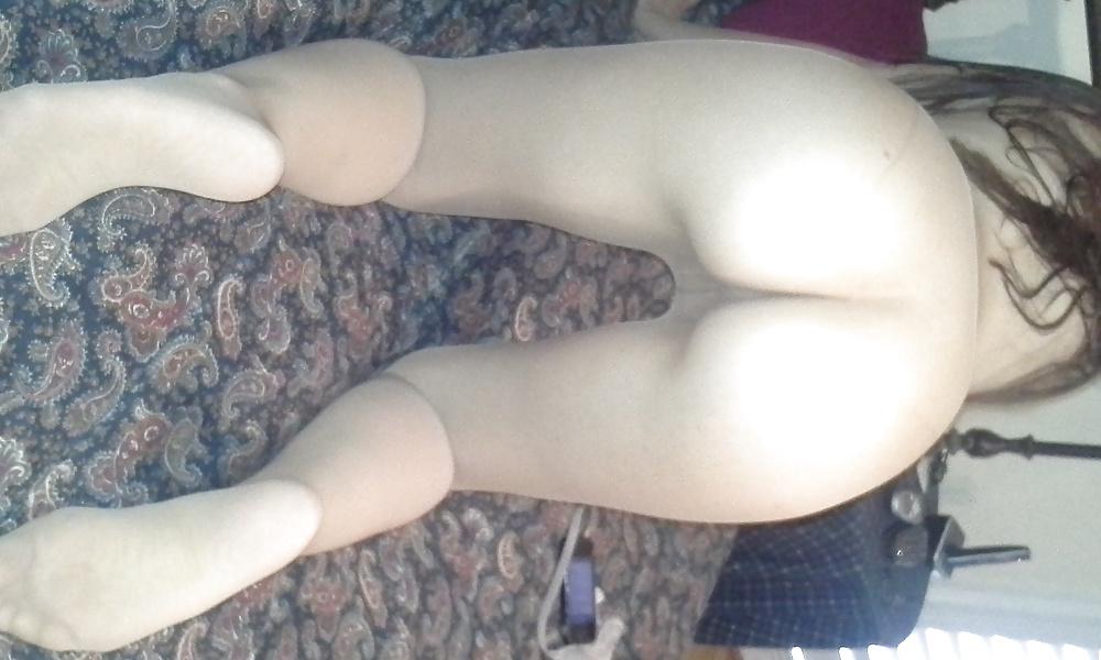 10P Tan (gobi)  Pantyhose tease