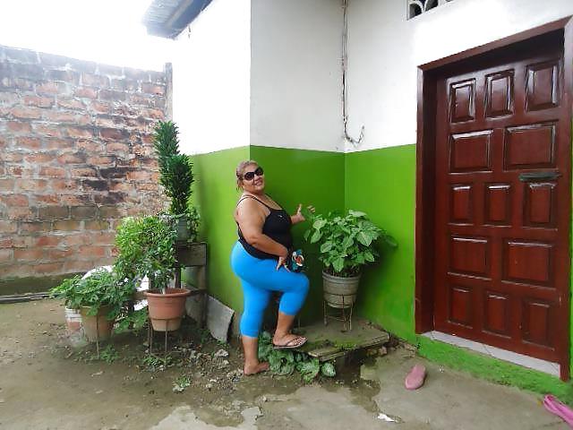 25P My sexy mature bbw