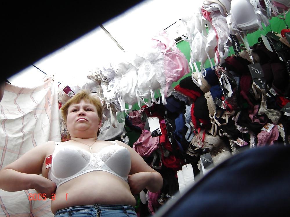 22P Mature in Lingerie
