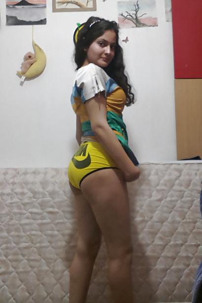 23P Persian Iranian Girl Showing Boobs, Ass, and Pussy