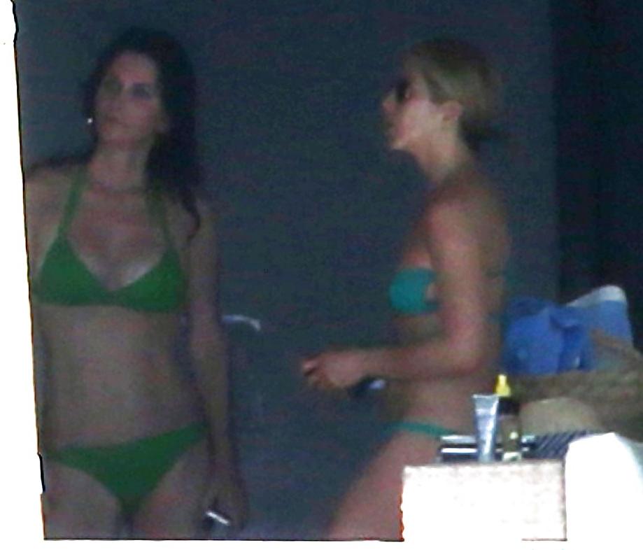 25P Jennifer Aniston mega collection 2