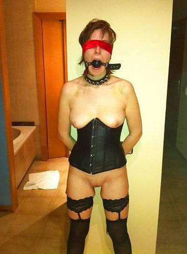 14P AMATEUR SUBMISSIVE SLUT