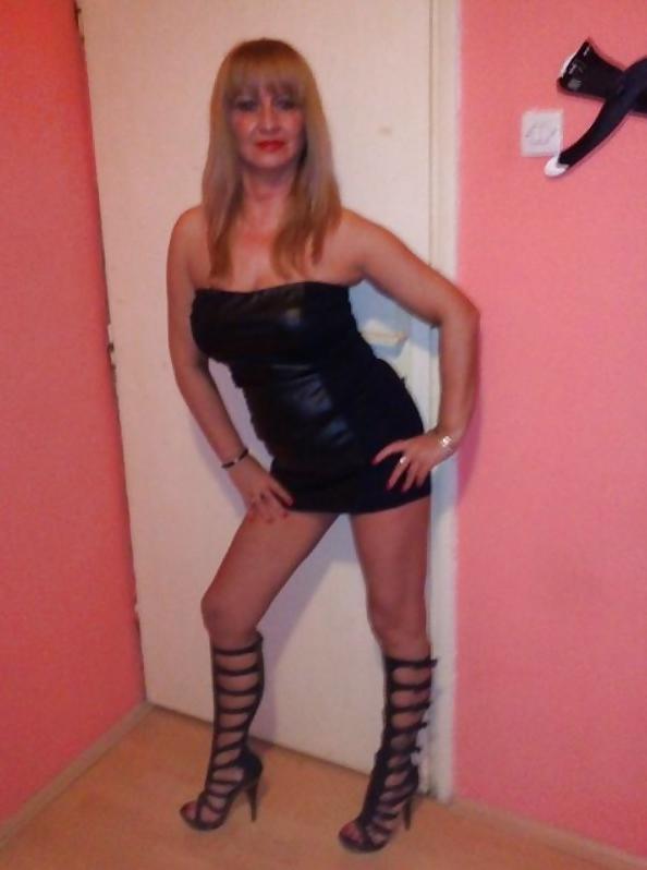 25P Serbian MILF