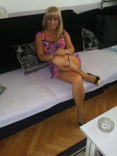 25P Serbian MILF