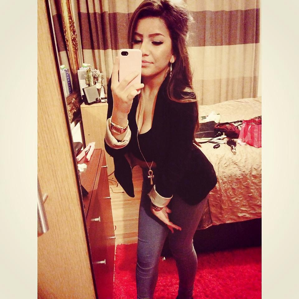 15P Iranian Teen Slut Mahsa