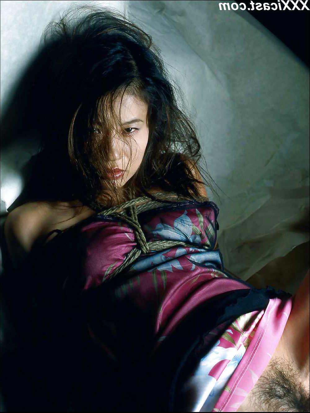 11P Exotic Asian Rope Bondage