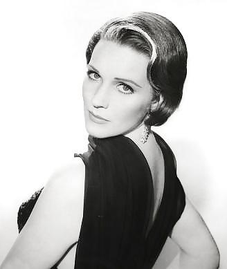 25P Julie Andrews