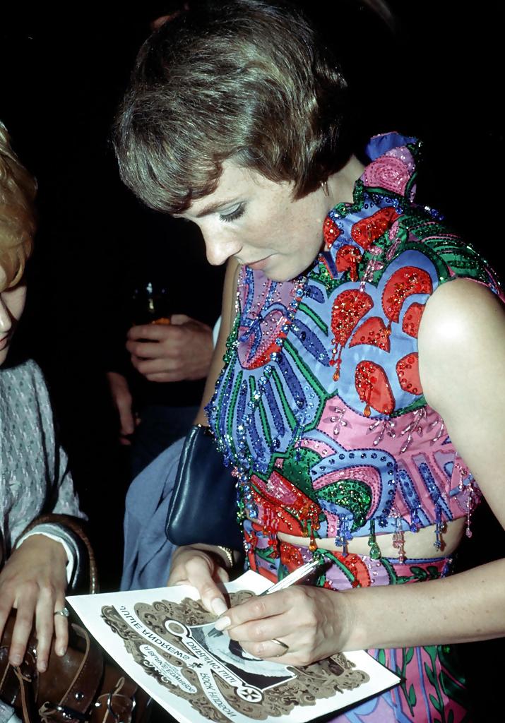 25P Julie Andrews