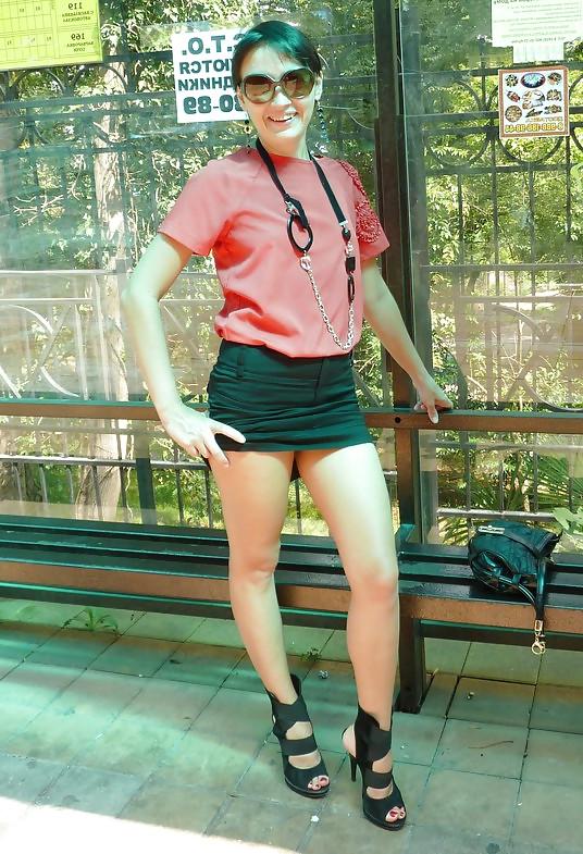 16P Mature mom. How do you fuck her?