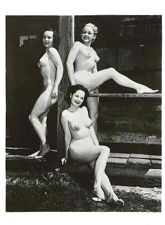 25P Three women posing for pictures