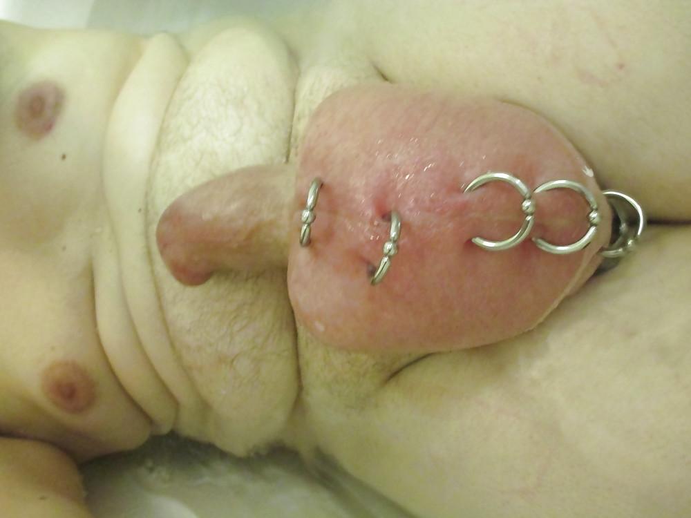 12P Pierced balls with 2 liters of saline