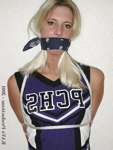 25P Bound Cheerleaders