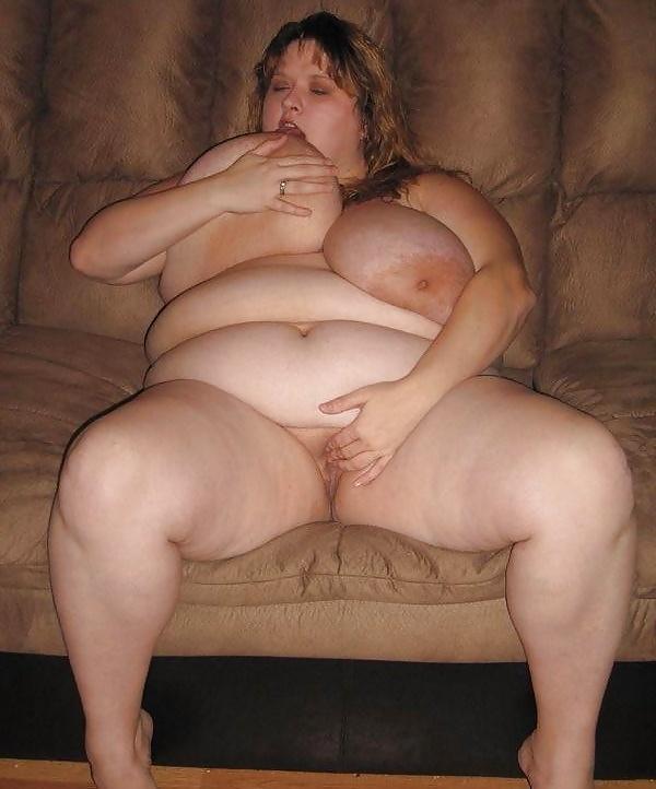 25P Real Wives and Grannies - Mature BBWs
