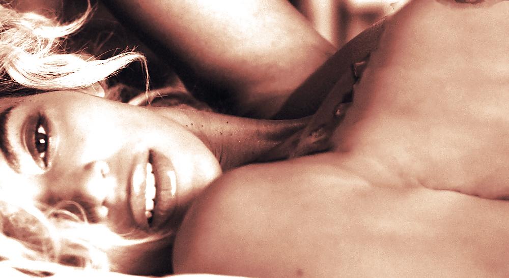 23P Beyonce Knowles nude celebrity