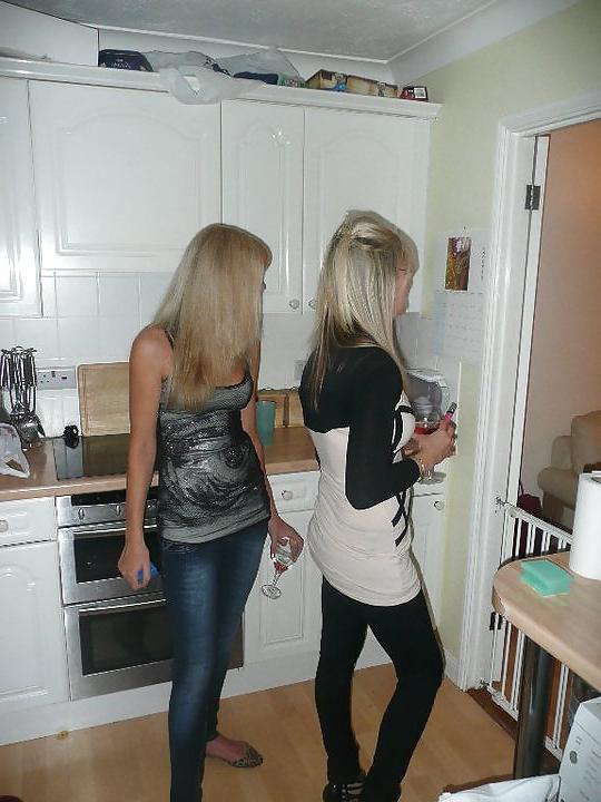 25P Tall teen toni