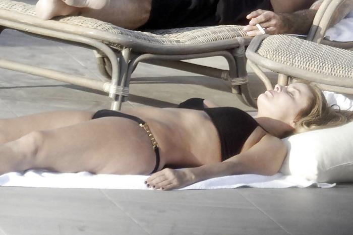 25P Celebrity - Carmen Electra