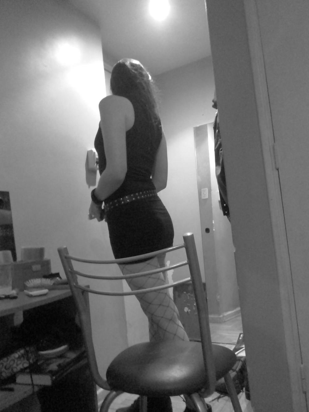 19P Submissive hot girlfriend