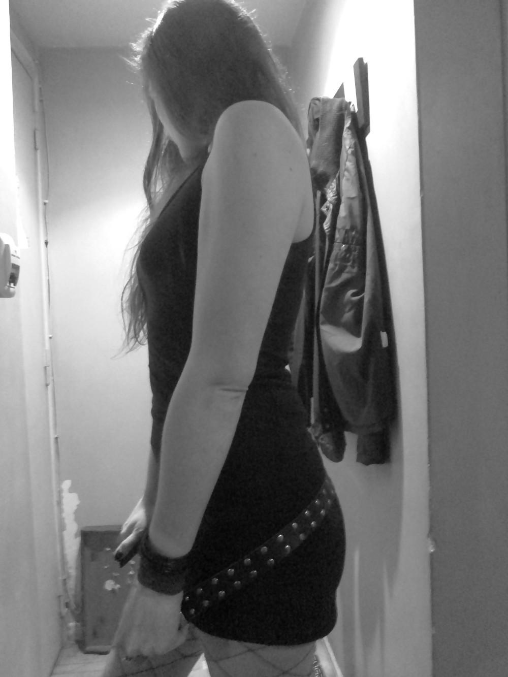 19P Submissive hot girlfriend