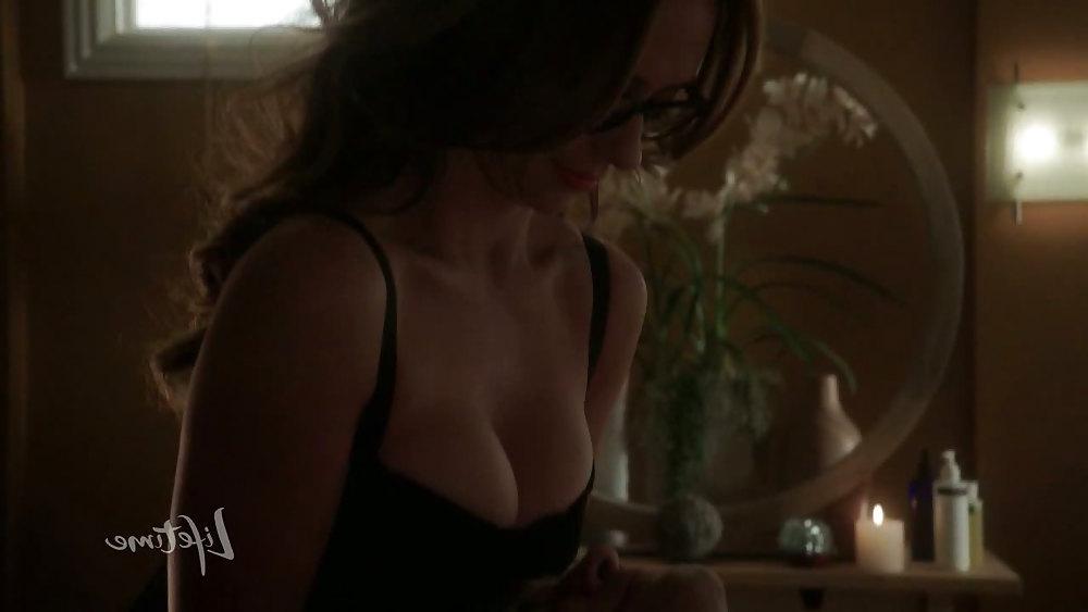 25P Jennifer Love Hewitt Ass & Tits
