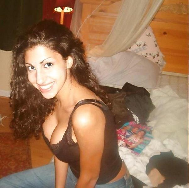 25P Young Teenagers with Big natural tits by tuvanra