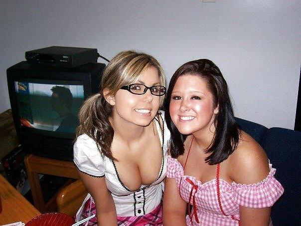 25P Young Teenagers with Big natural tits by tuvanra