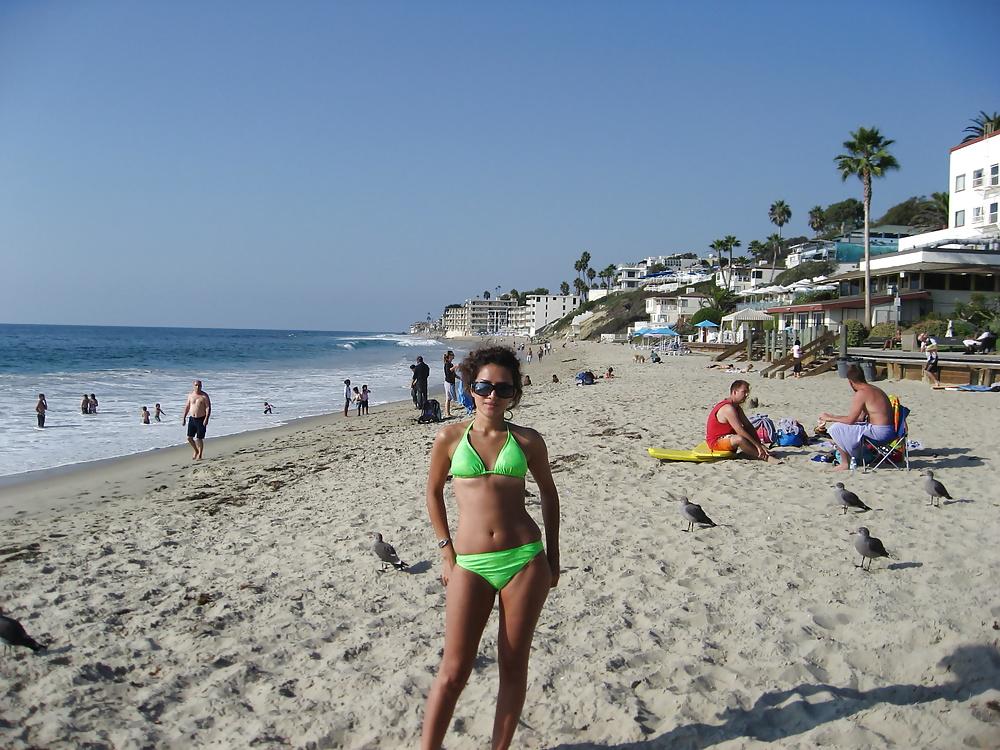 25P Persian Iranian in Bikinu