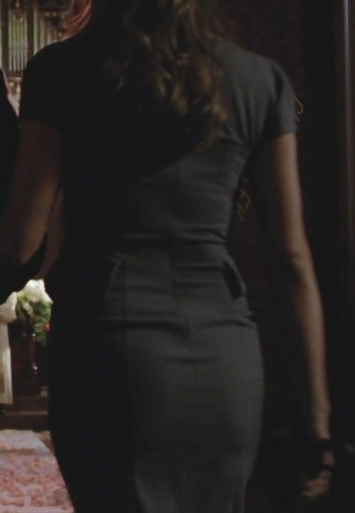 25P Stana Katic Castle Caps