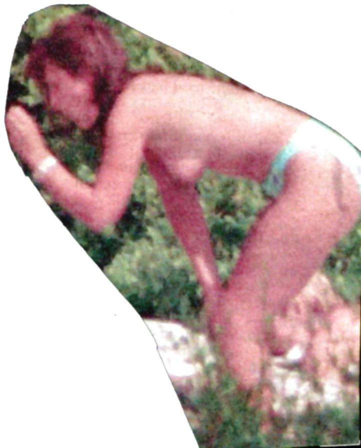 25P Davina McCall (includes her topless paparazzi pics)