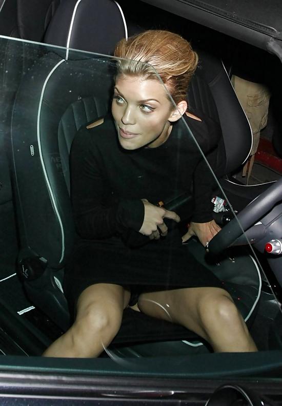 25P Celebs oops 2