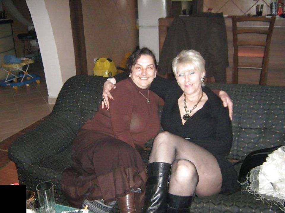 19P Mature Sluts in Nylons