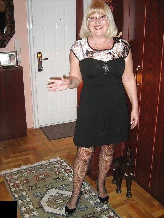 19P Mature Sluts in Nylons