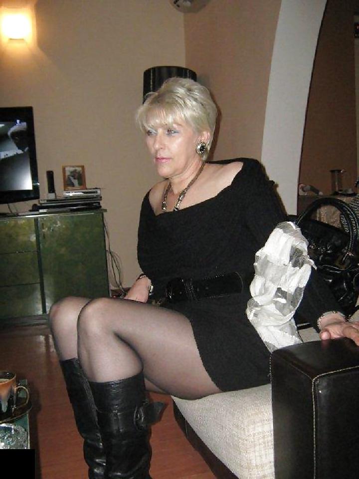 19P Mature Sluts in Nylons