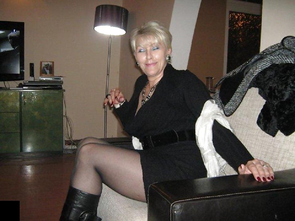 19P Mature Sluts in Nylons